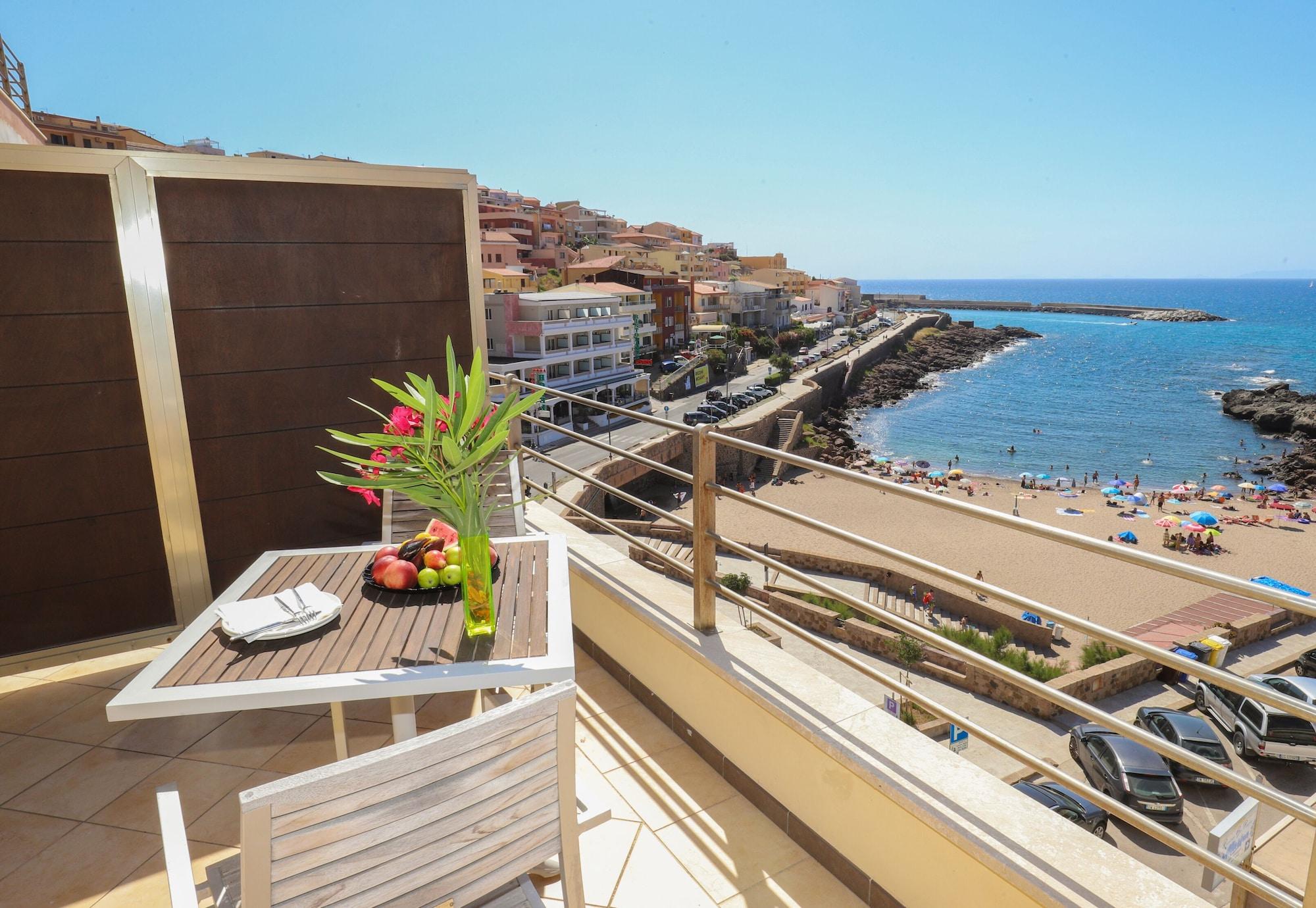 Janus Hotel Castelsardo Exterior photo