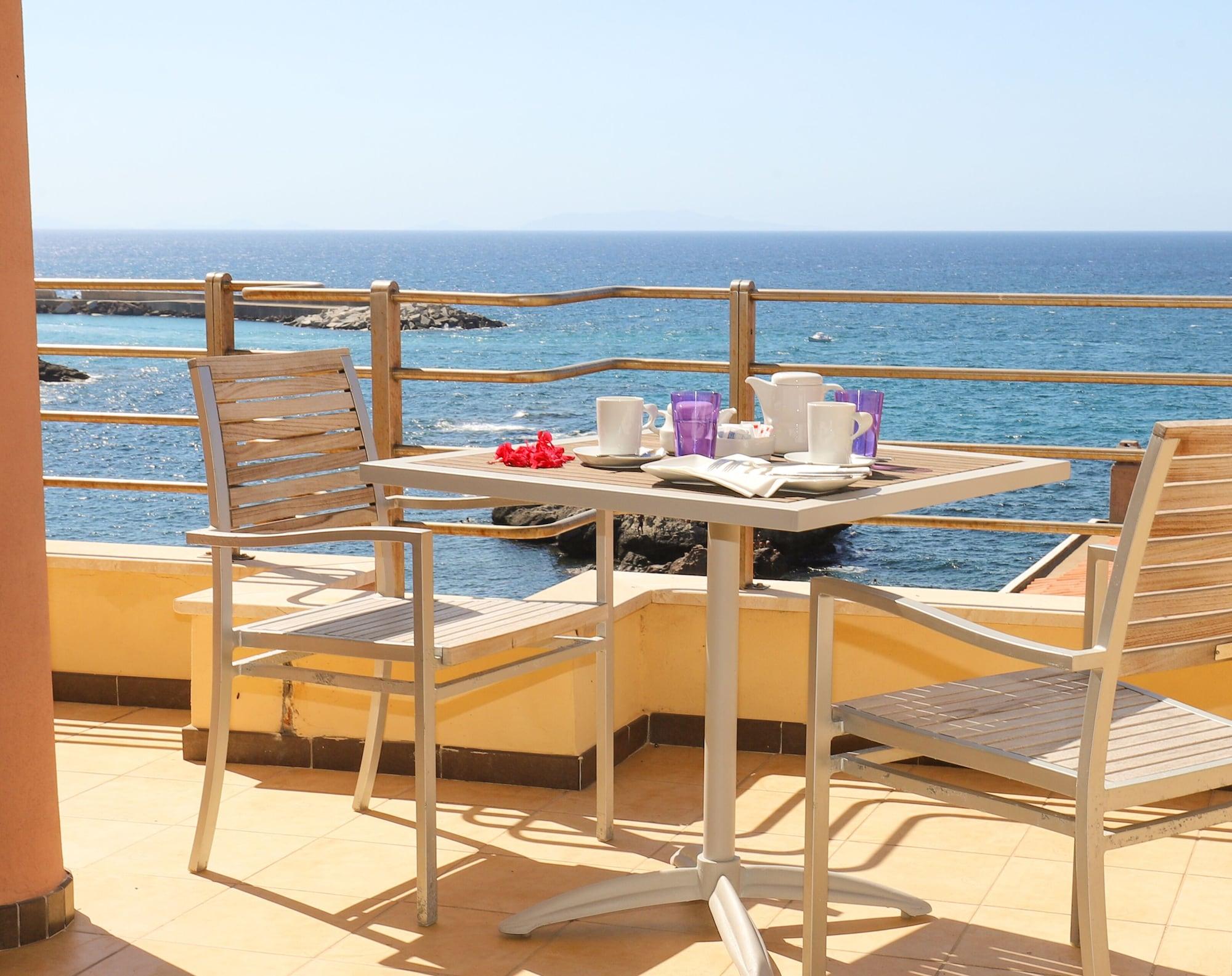 Janus Hotel Castelsardo Exterior photo