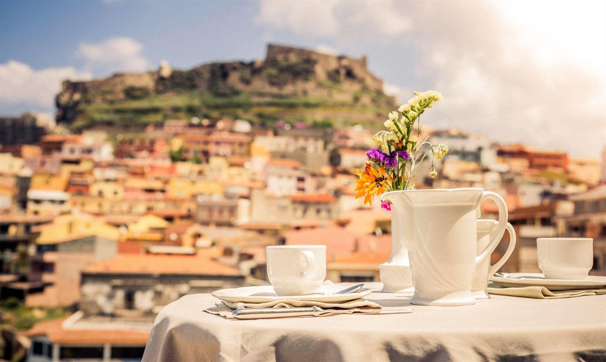 Janus Hotel Castelsardo Exterior photo